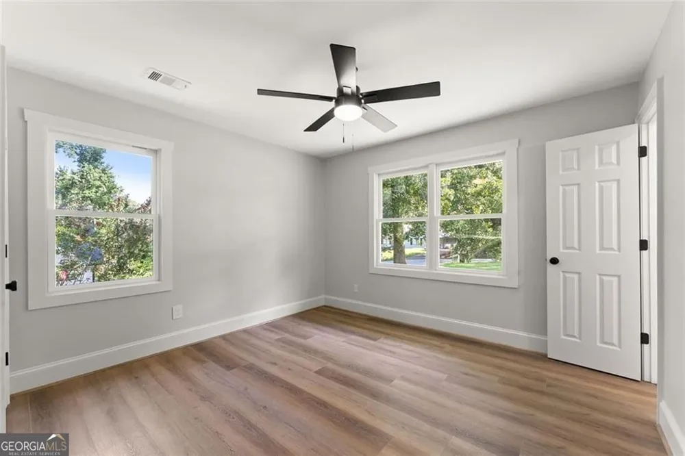 5850 Norton CIR Flowery Branch, GA 30542