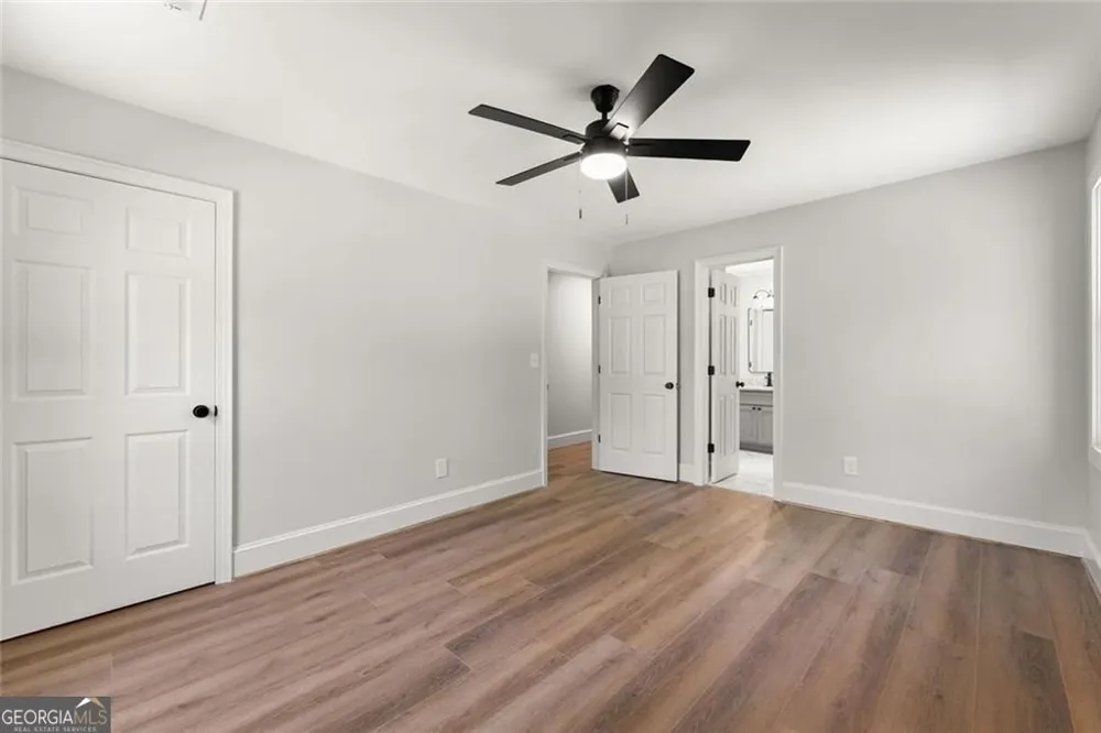 5850 Norton CIR Flowery Branch, GA 30542