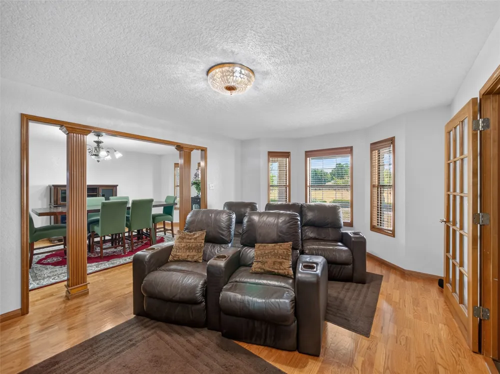 1900 County Road 130 Hutto, TX 78634