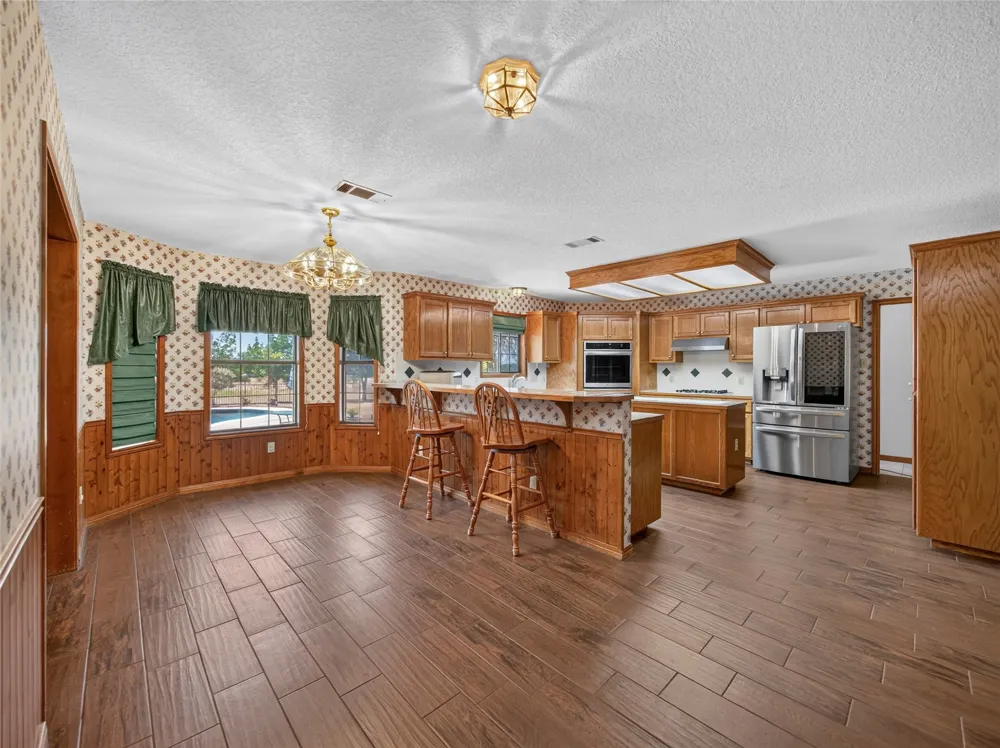 1900 County Road 130 Hutto, TX 78634