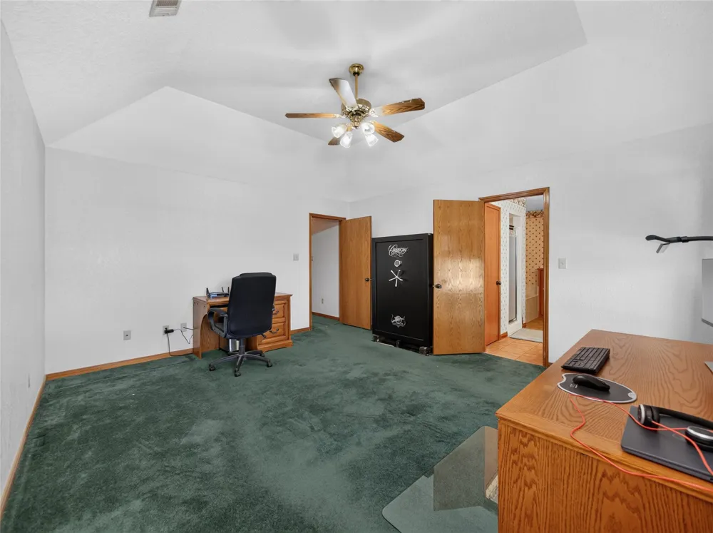 1900 County Road 130 Hutto, TX 78634
