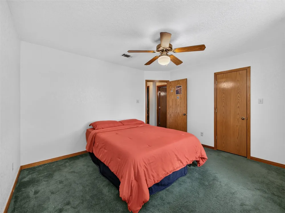 1900 County Road 130 Hutto, TX 78634