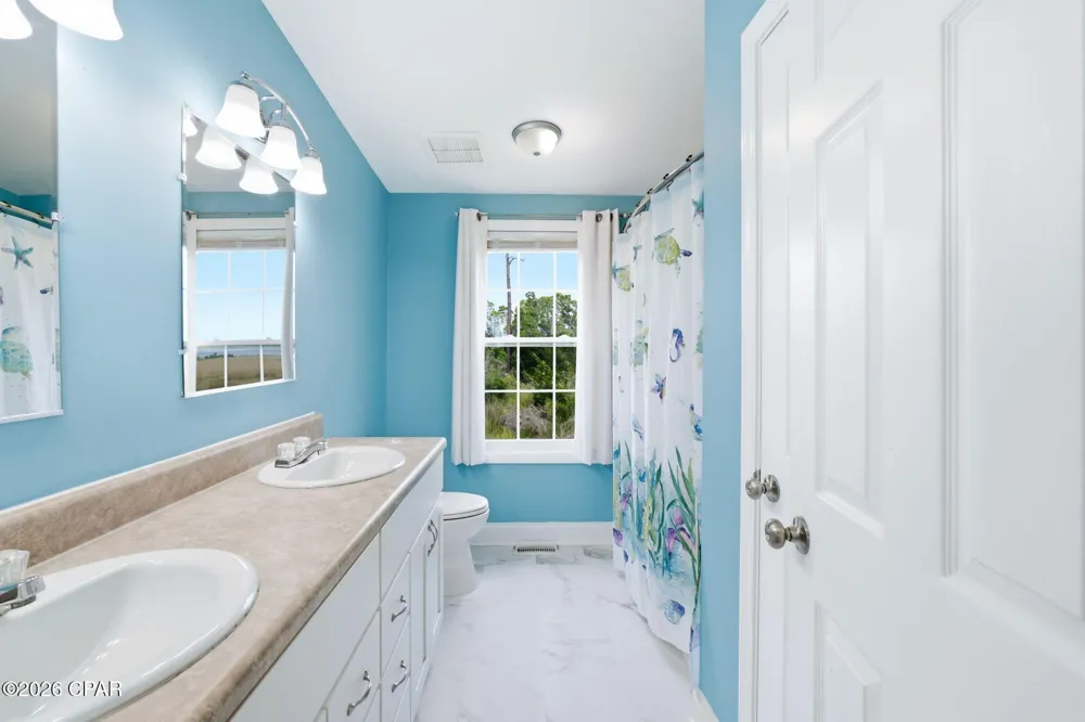 1532 Doty Circle Panama City, FL 32404