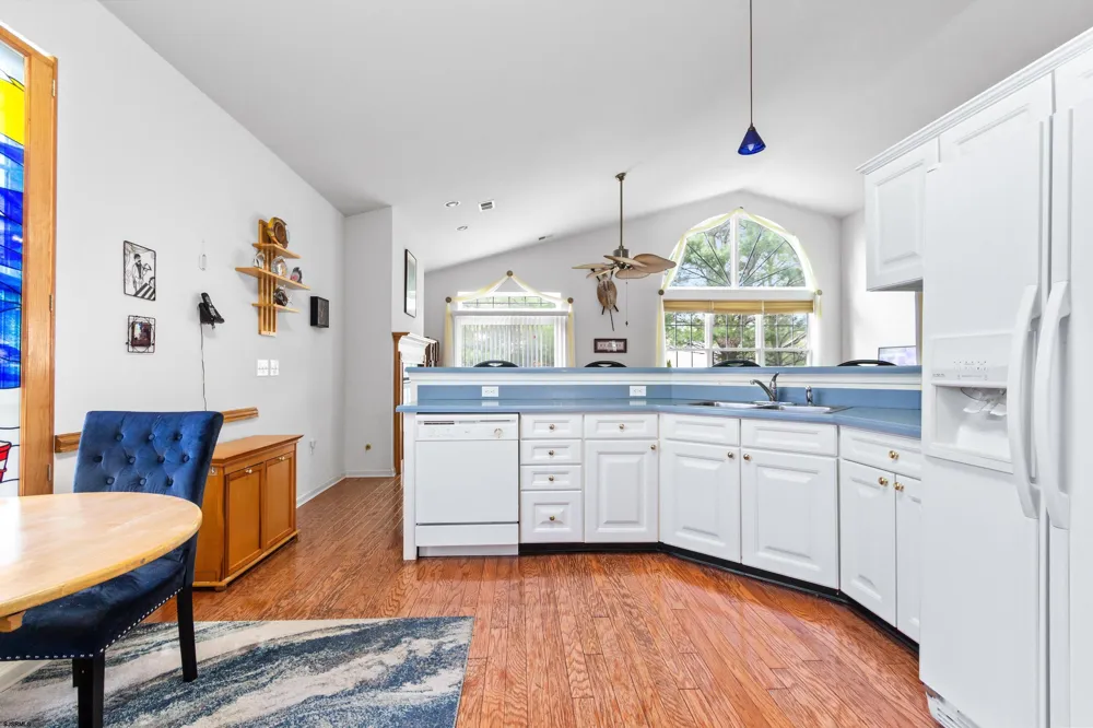 571 Chatham Way Galloway Township, NJ 08205