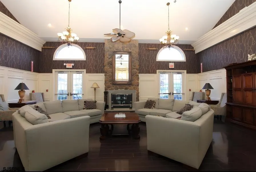 571 Chatham Way Galloway Township, NJ 08205