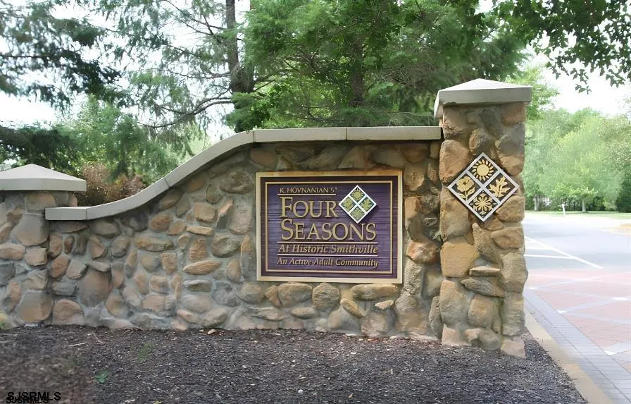 571 Chatham Way Galloway Township, NJ 08205