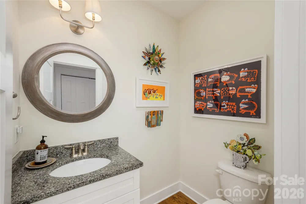 12 Twig Lane Asheville, NC 28803