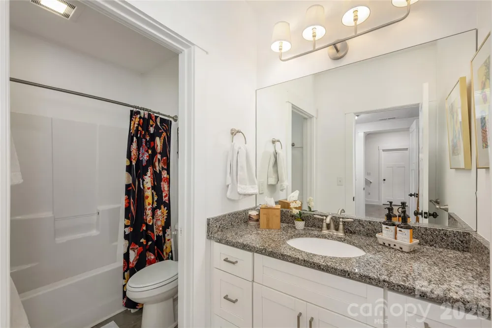 12 Twig Lane Asheville, NC 28803