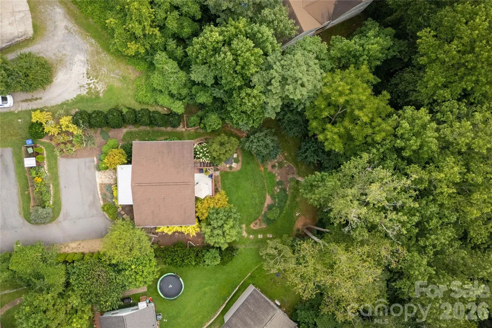 12 Twig Lane Asheville, NC 28803