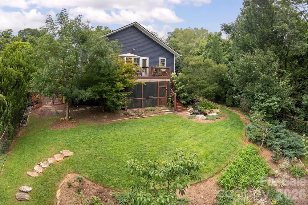 12 Twig Lane Asheville, NC 28803