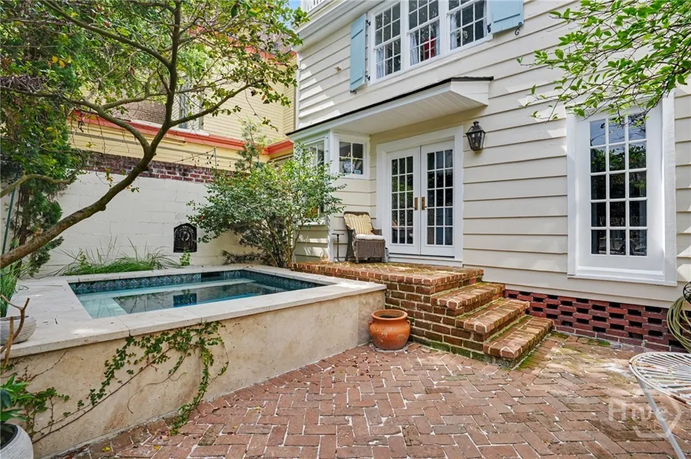308 E Liberty Street E Savannah, GA 