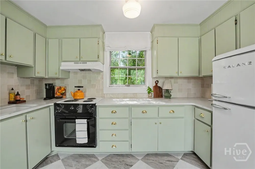308 E Liberty Street E Savannah, GA 