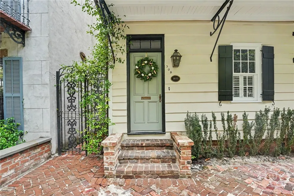 308 E Liberty Street E Savannah, GA 