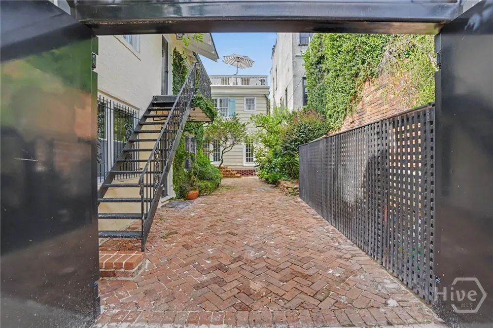 308 E Liberty Street E Savannah, GA 