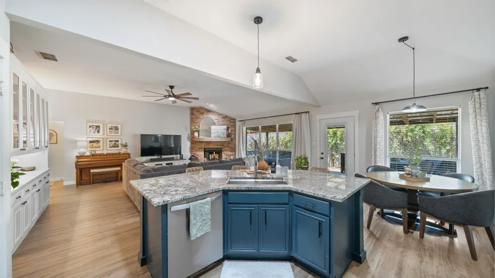 362 River Oaks Lane Canton, TX 75103