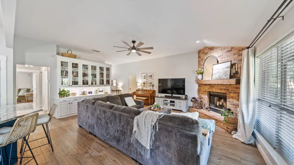 362 River Oaks Lane Canton, TX 75103
