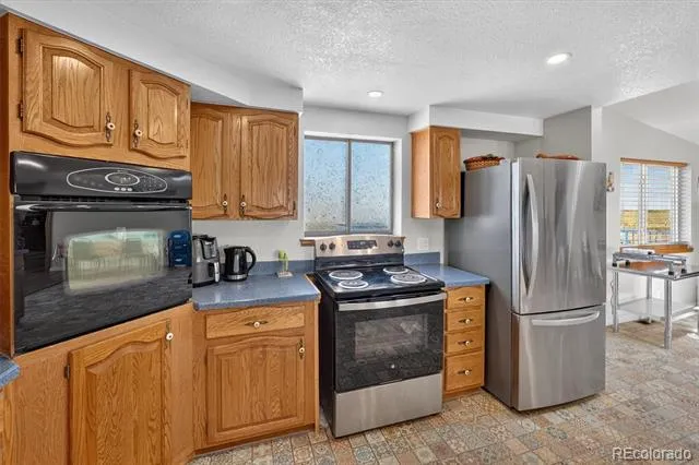 32189 County Road 16 Keenesburg, CO 80643