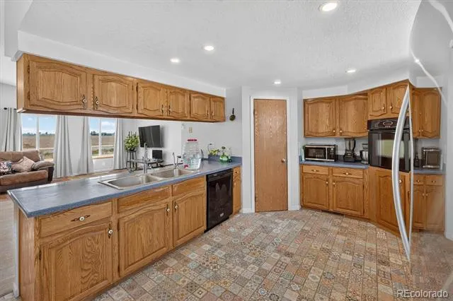 32189 County Road 16 Keenesburg, CO 80643