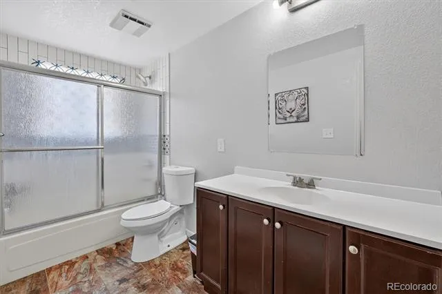 32189 County Road 16 Keenesburg, CO 80643