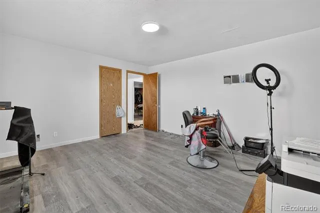 32189 County Road 16 Keenesburg, CO 80643