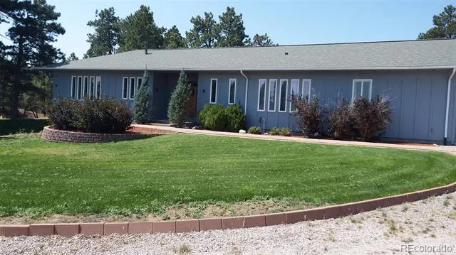 1639 Buttercup Road Elizabeth, CO 80107