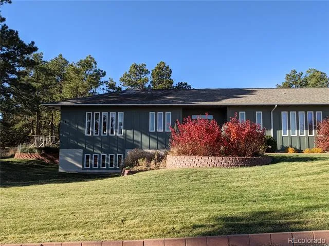1639 Buttercup Road Elizabeth, CO 80107