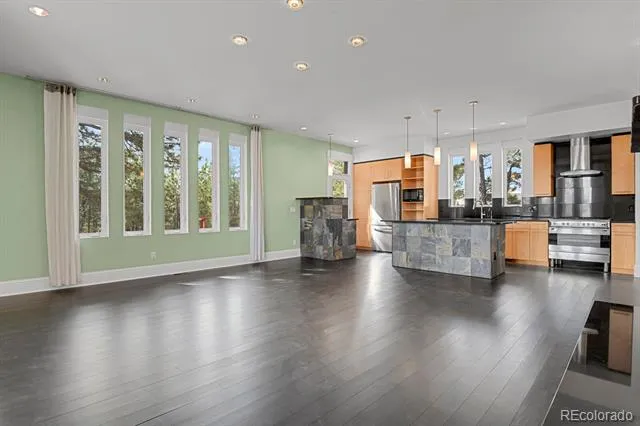 1639 Buttercup Road Elizabeth, CO 80107