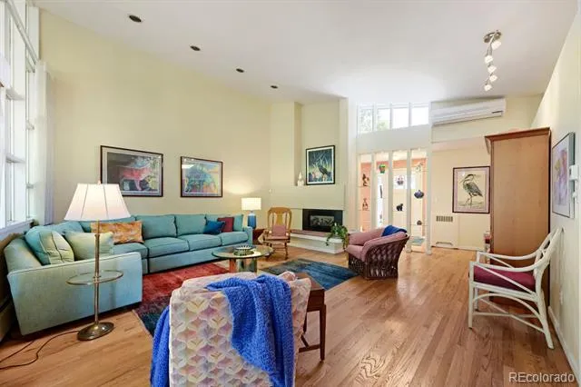 325 Mohawk Drive Boulder, CO 80303