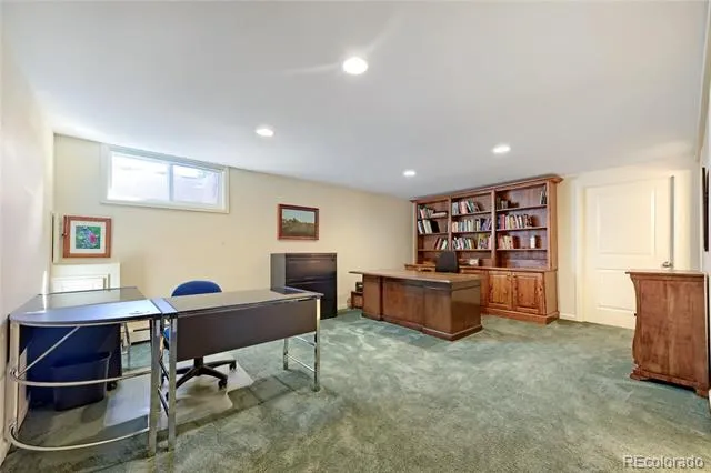 325 Mohawk Drive Boulder, CO 80303