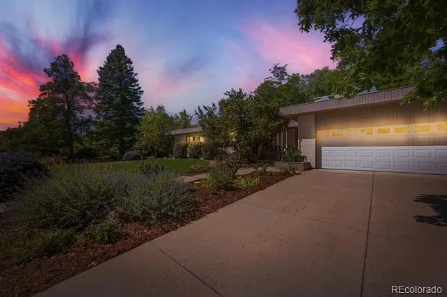 325 Mohawk Drive Boulder, CO 80303