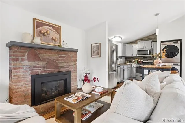 293 Bendemeer Drive Evergreen, CO 80439