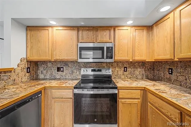 2551 S Bahama Circle #D Aurora, CO 80013