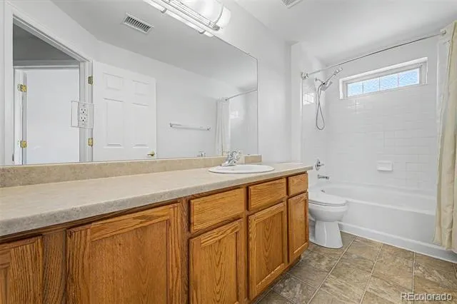 2551 S Bahama Circle #D Aurora, CO 80013