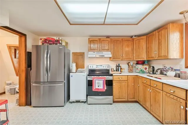 100 Raptor Point Road Golden, CO 80403