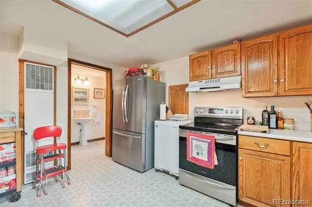 100 Raptor Point Road Golden, CO 80403