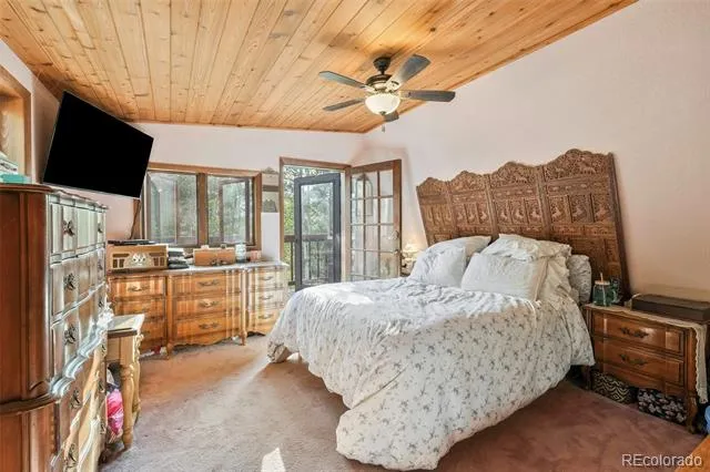 100 Raptor Point Road Golden, CO 80403