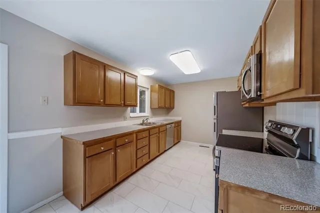 2421 Tamarac Drive Fort Collins, CO 80521