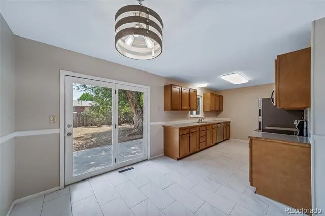 2421 Tamarac Drive Fort Collins, CO 80521