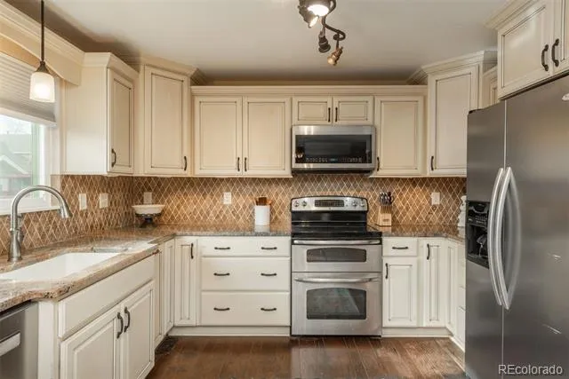 5295 S Liverpool Way Centennial, CO 80015