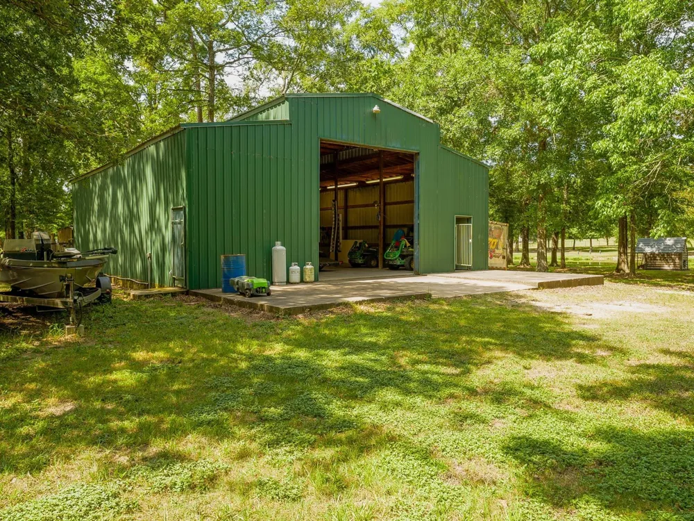202 Jack White Road Livingston, TX 77351