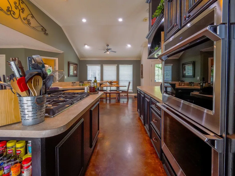 202 Jack White Road Livingston, TX 77351