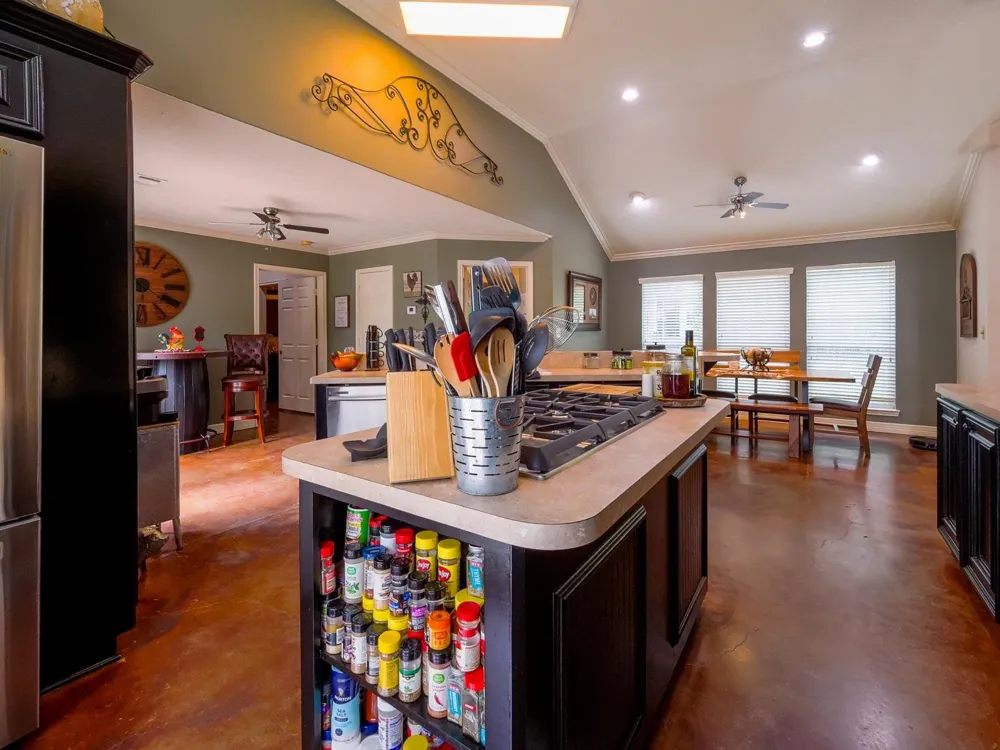 202 Jack White Road Livingston, TX 77351