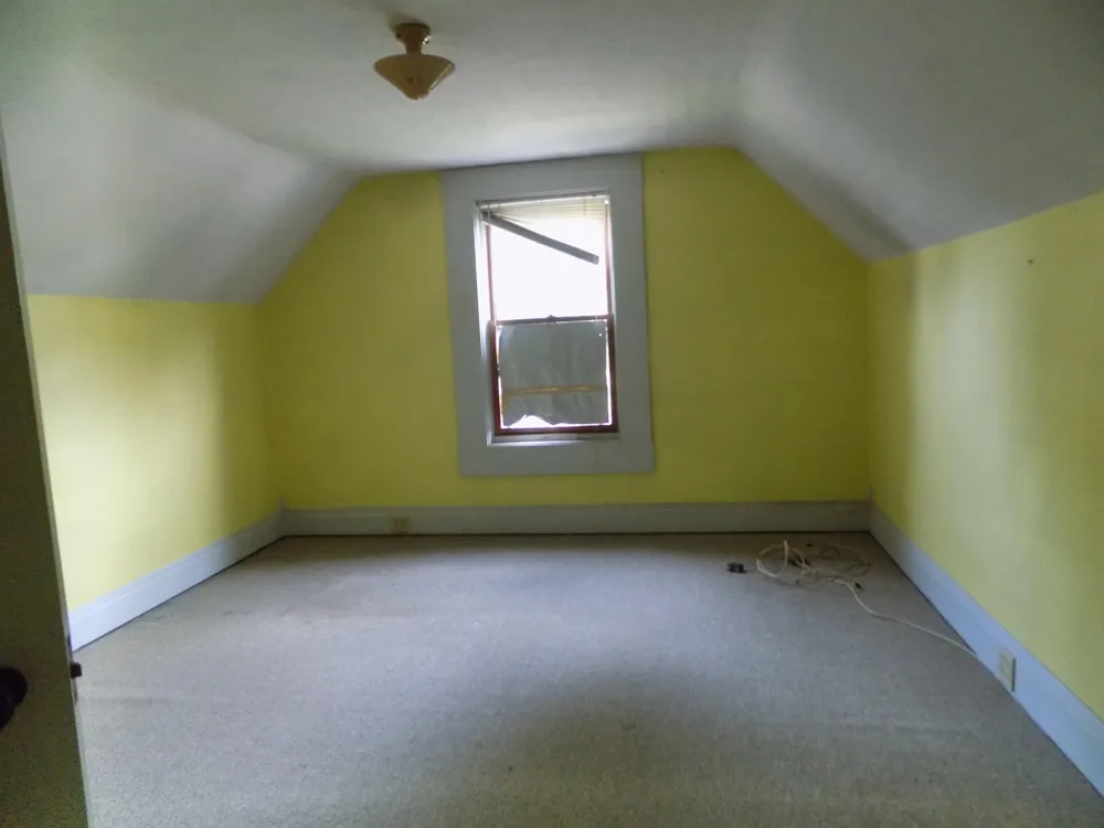 166 West Street Coloma, MI 49038