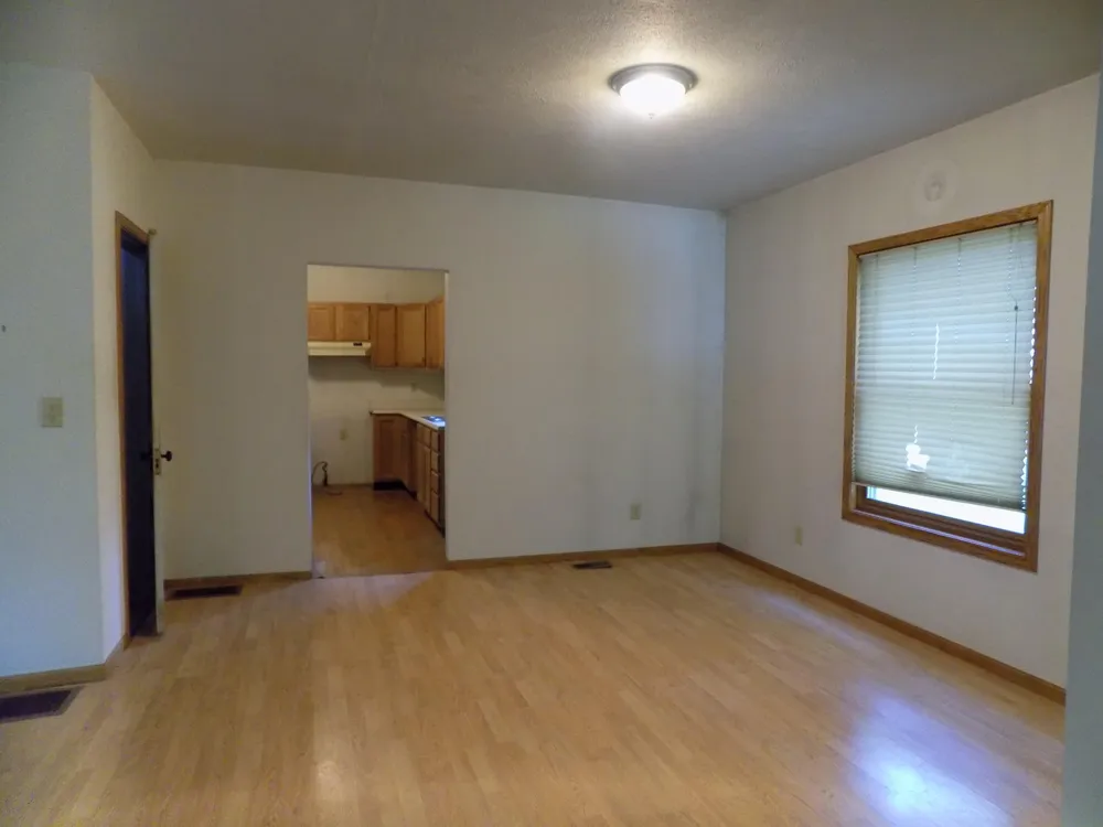 166 West Street Coloma, MI 49038