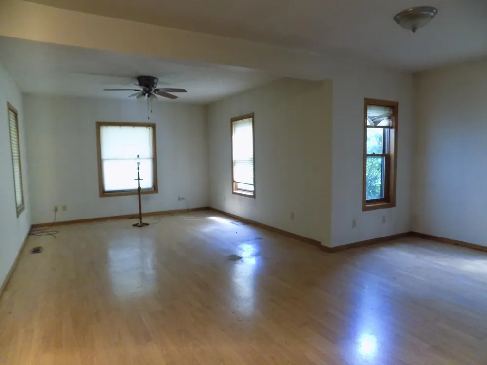 166 West Street Coloma, MI 49038