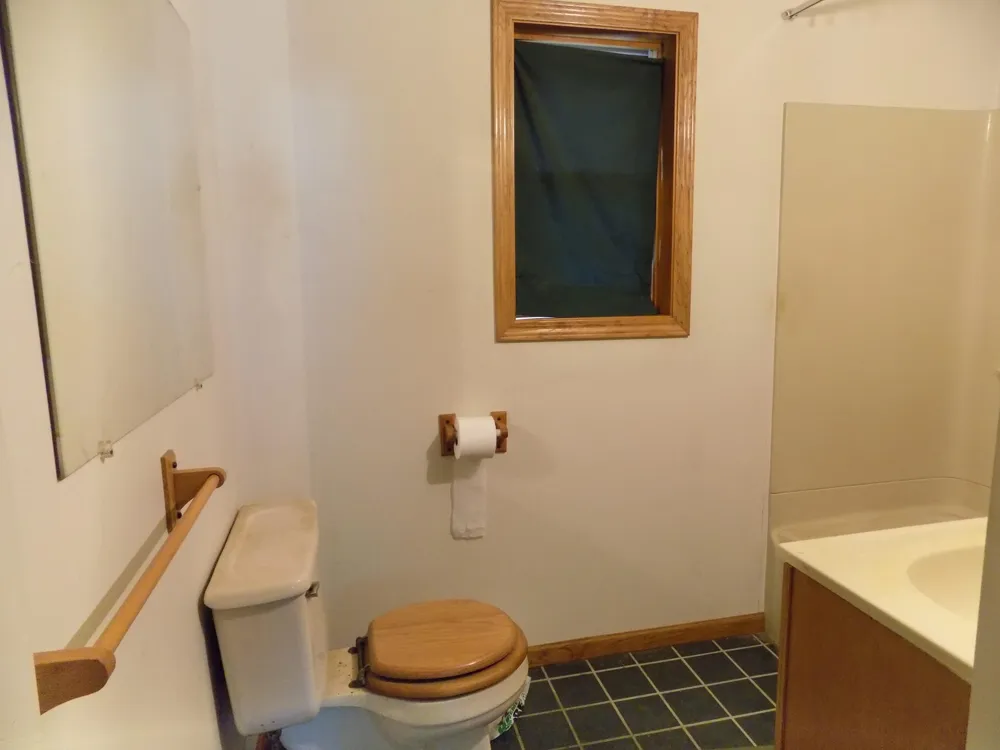 166 West Street Coloma, MI 49038
