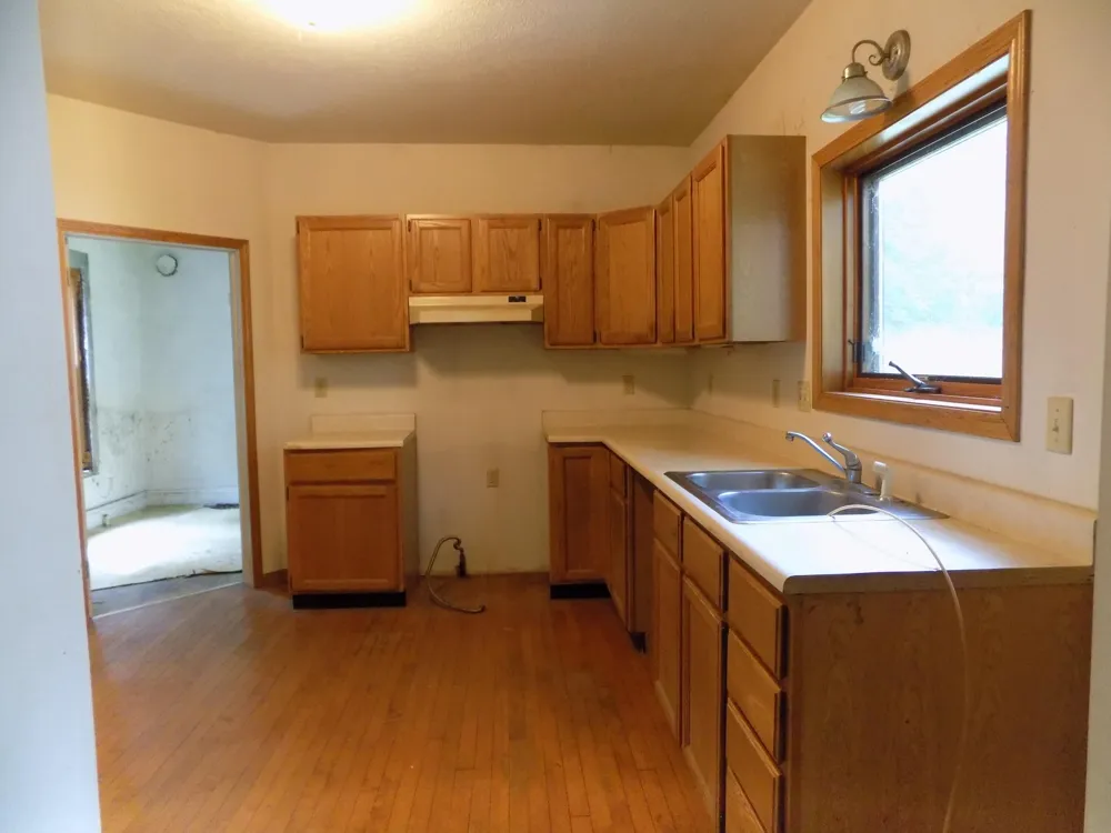 166 West Street Coloma, MI 49038
