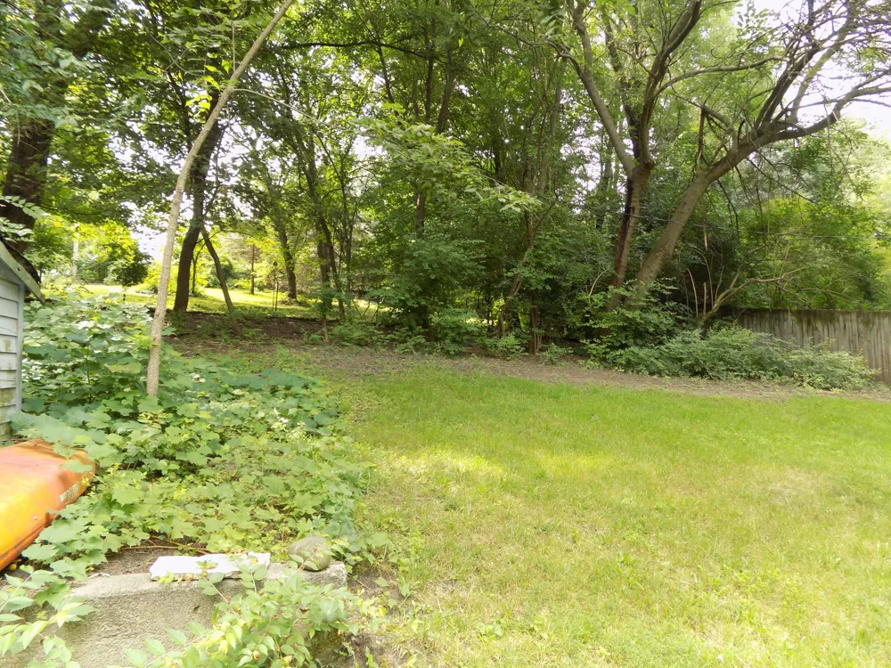 166 West Street Coloma, MI 49038