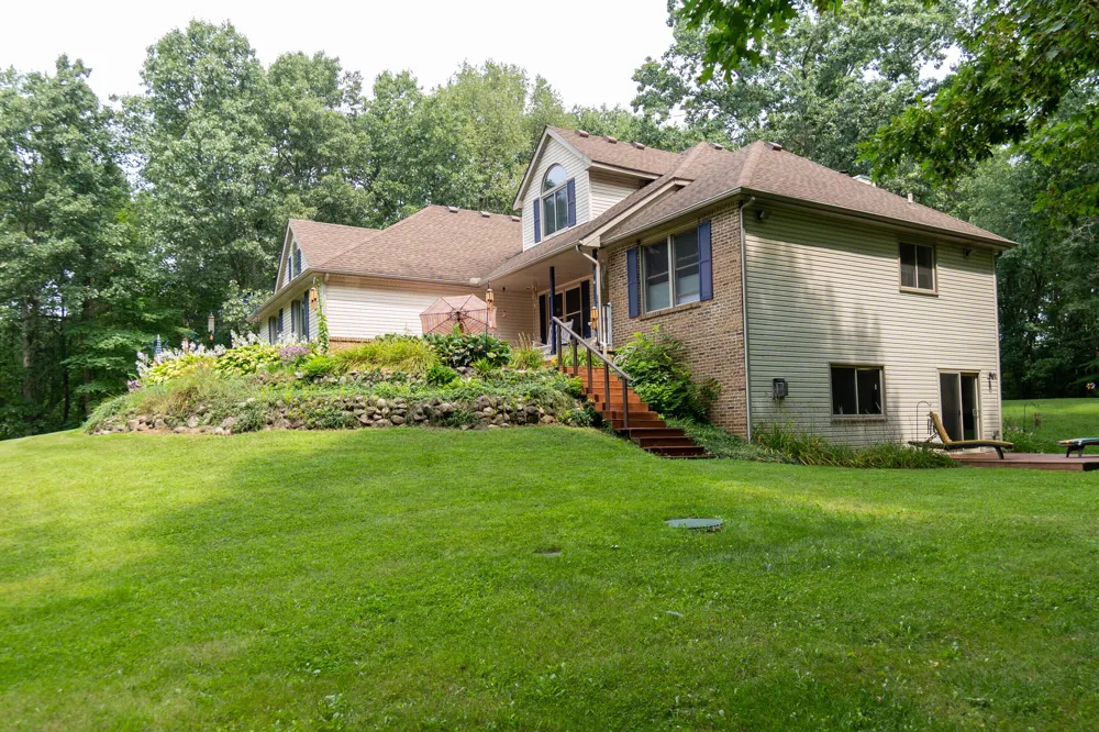 2589 Fisk Road Howell, MI 48843
