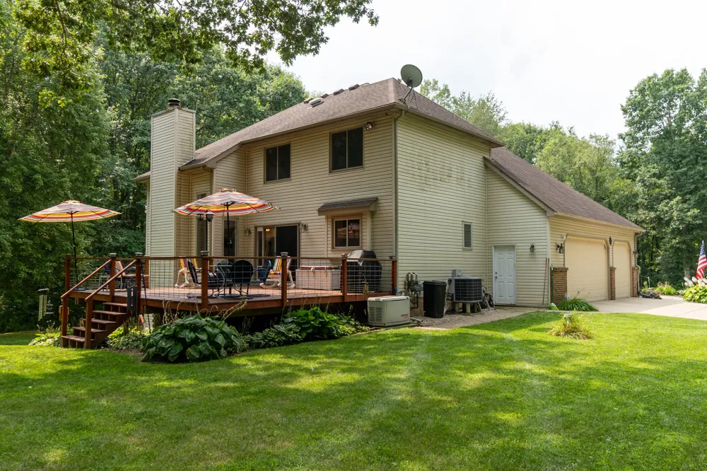 2589 Fisk Road Howell, MI 48843